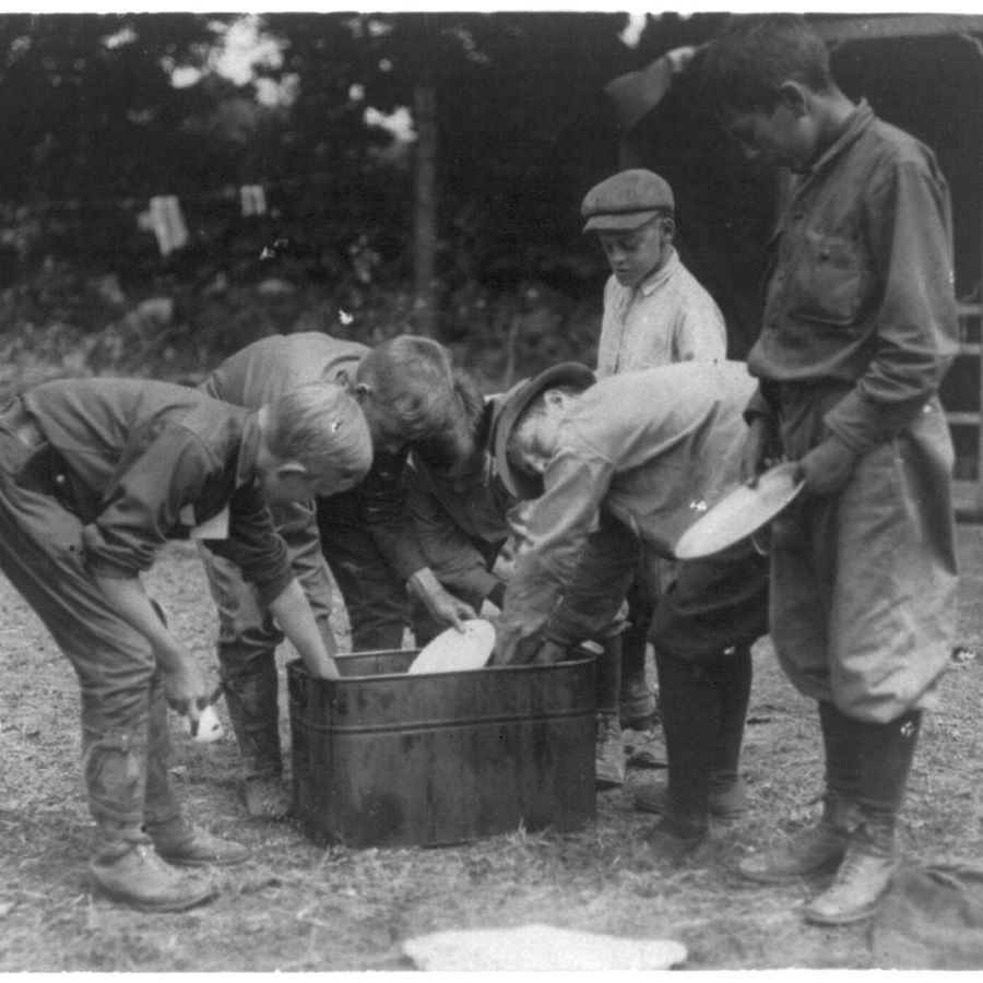 Representative photograph of this type of equipment; not the exact Camping Sink / Wash Basin